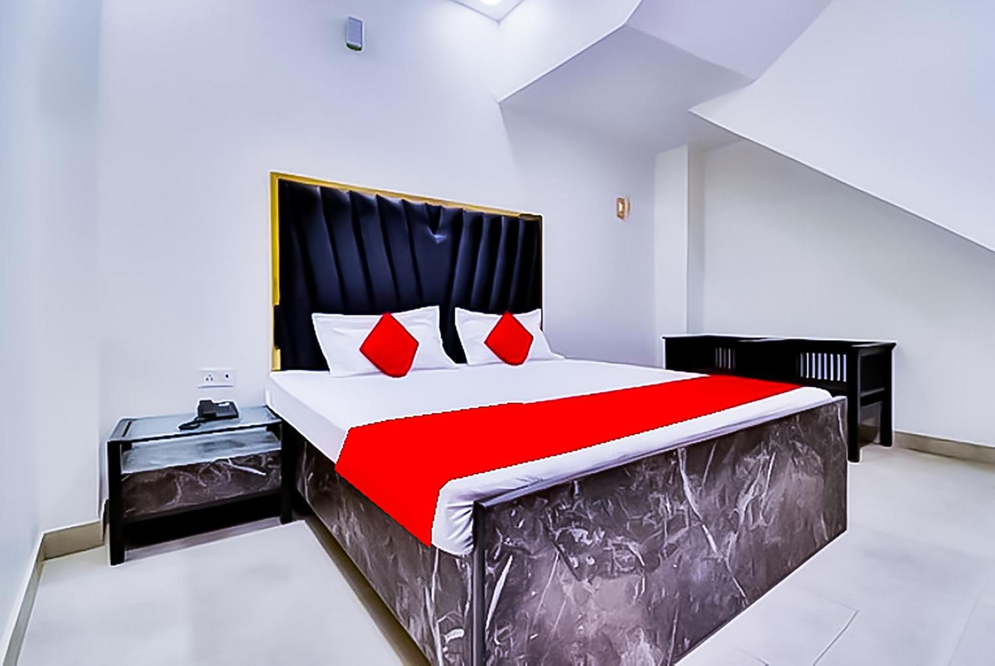 Hotel Sukoon - Ramesh Nagar New Delhi Luaran gambar
