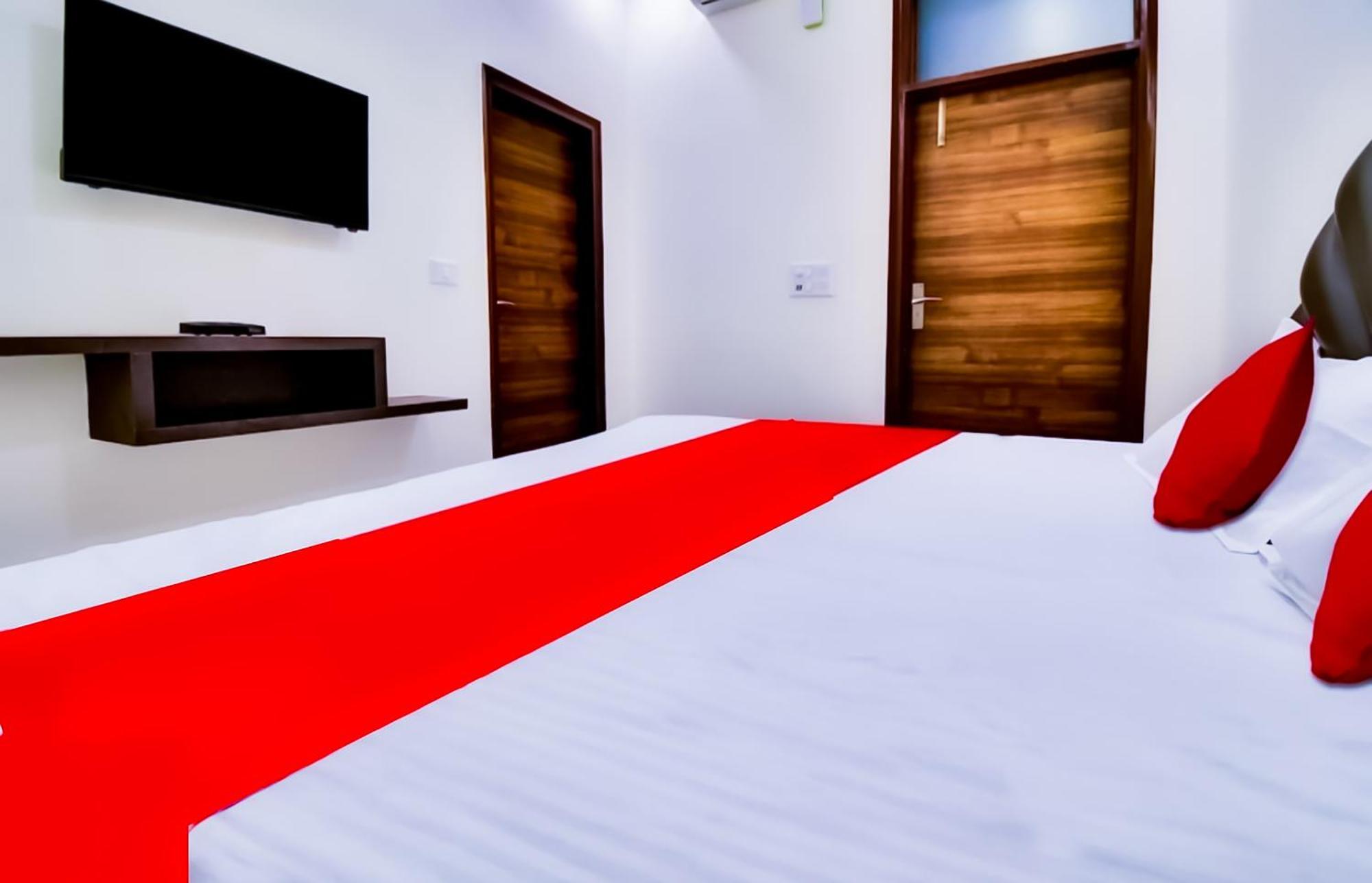 Hotel Sukoon - Ramesh Nagar New Delhi Luaran gambar